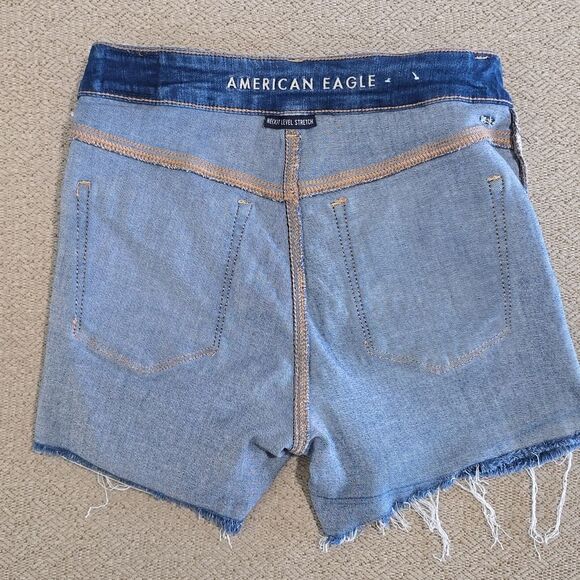 American Eagle Hi Rise Shortie Next Level Stretch Distressed Jean Shorts-Size 4 - Picture 12 of 15